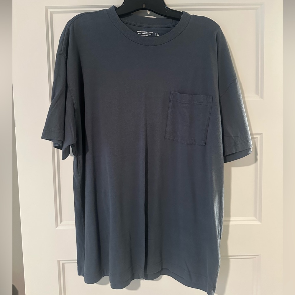 Men’s Abercrombie & Fitch Tee